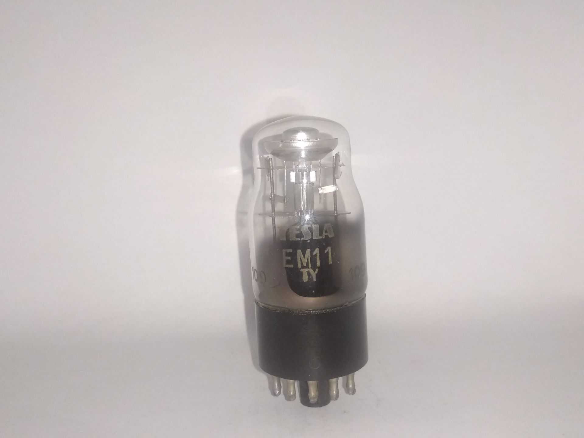 EM11