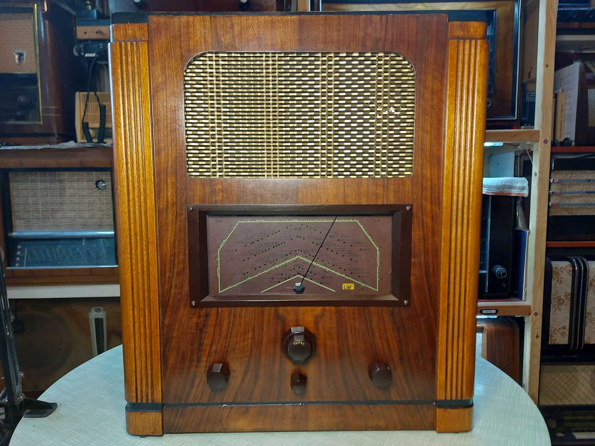 Marconi 557