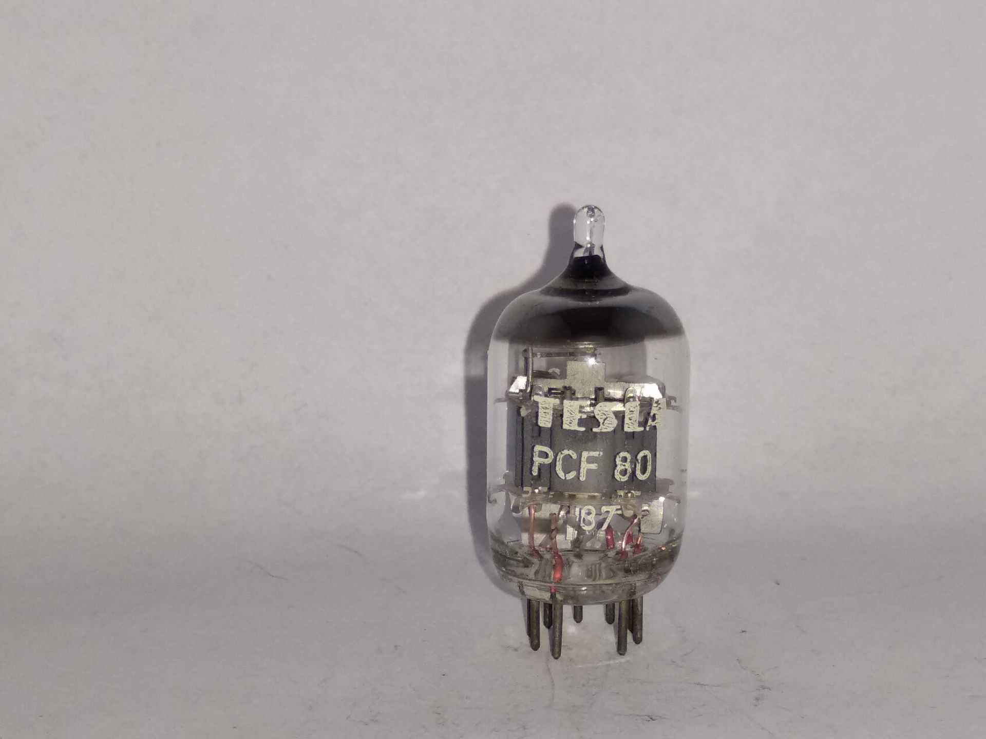 PCF801