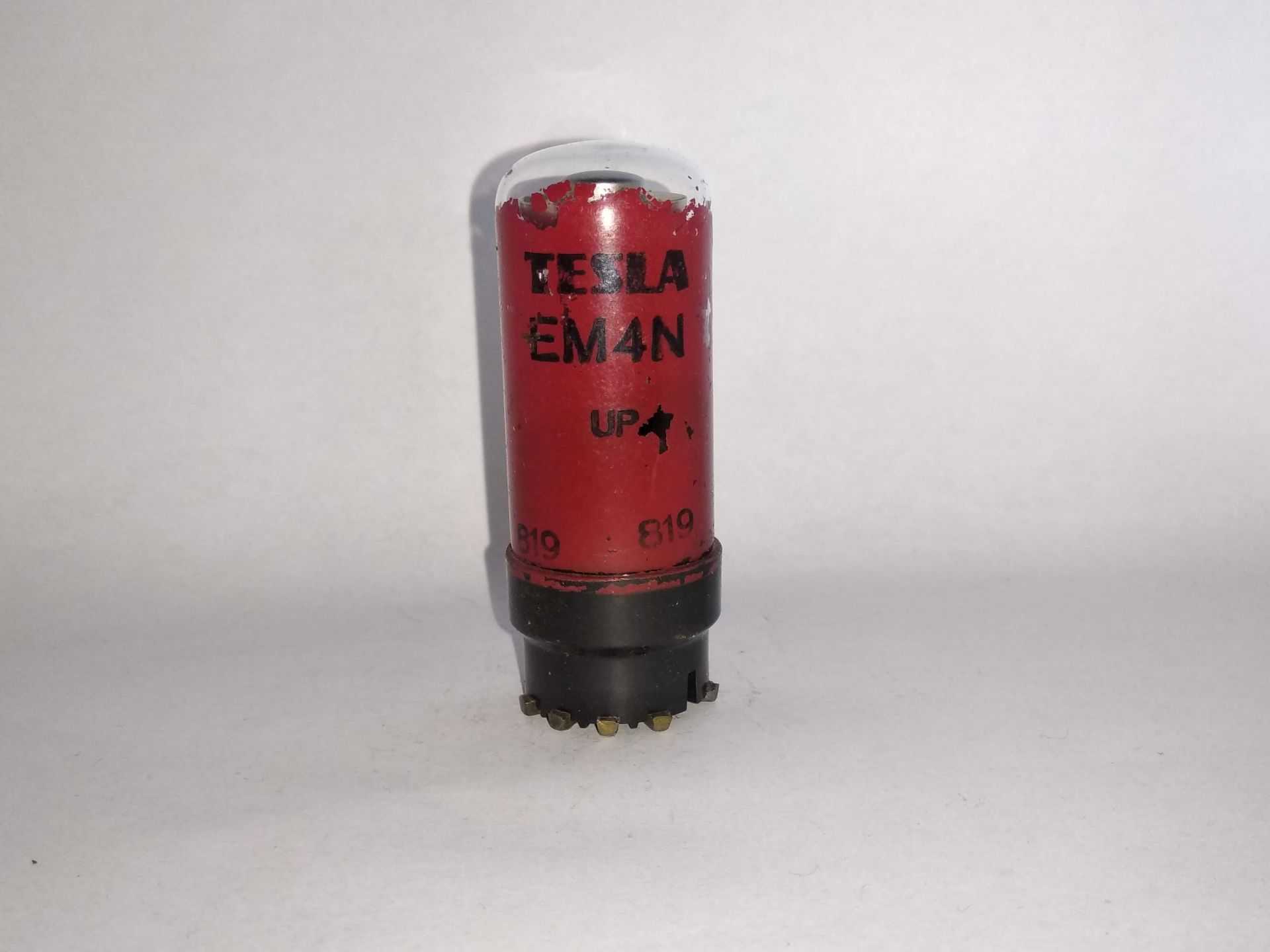 EM4N
