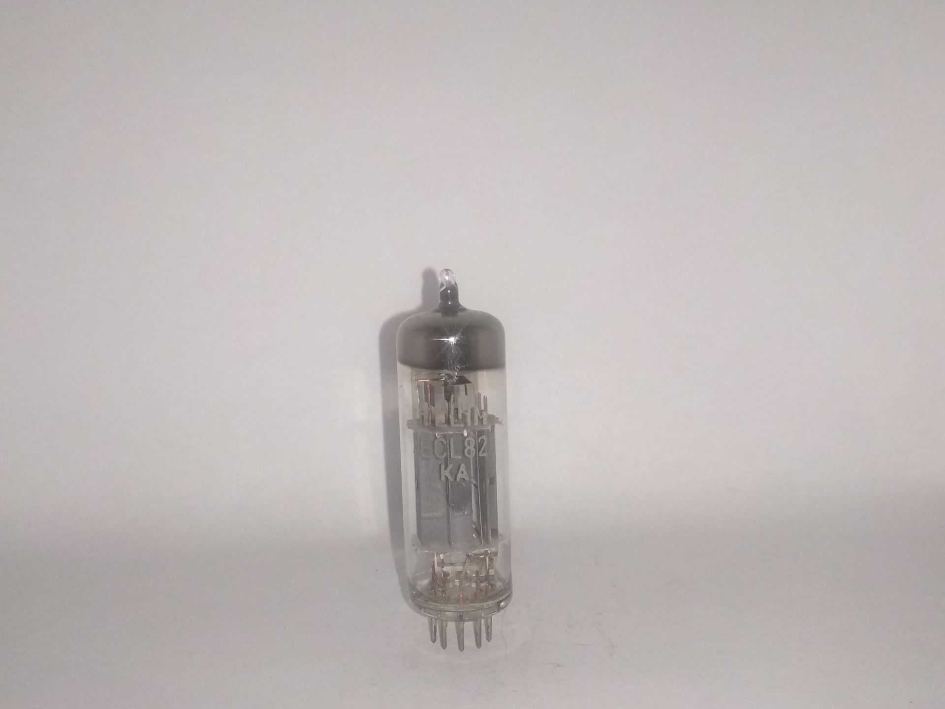 ECL82