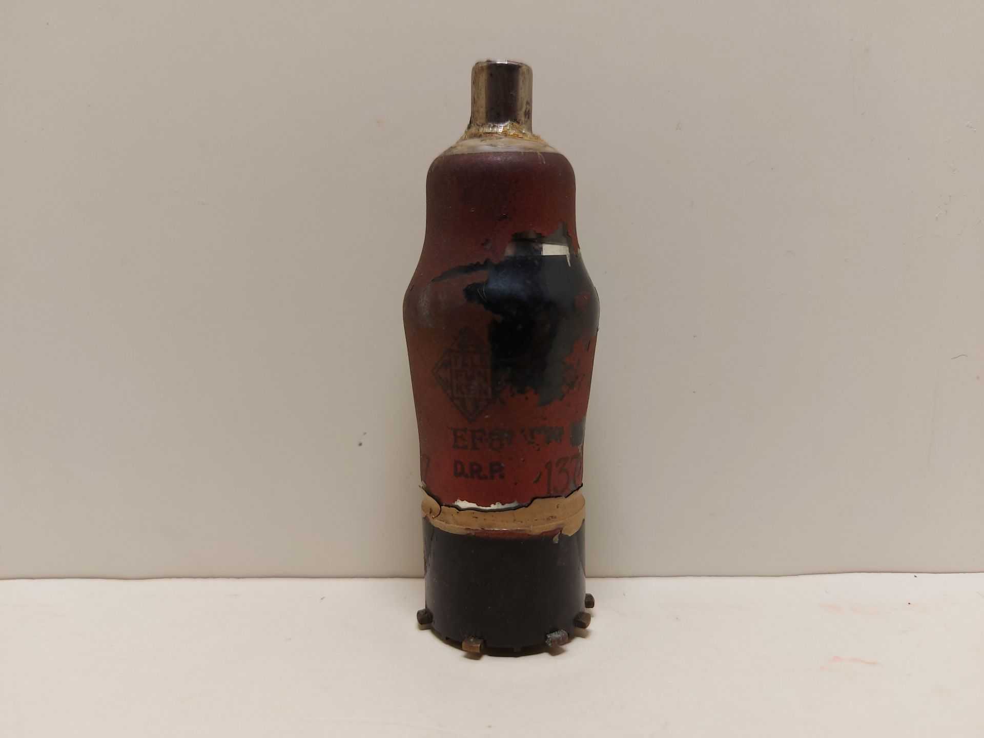 EF8